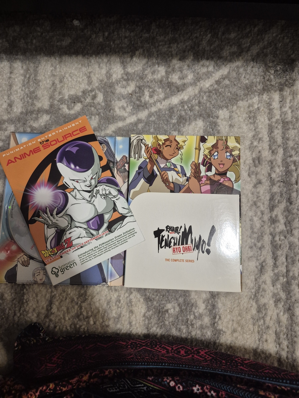 Tenchi Muyo! Ryo-Ohki The Complete Series DVD Box Set - White/Black - Picture 7 of 7
